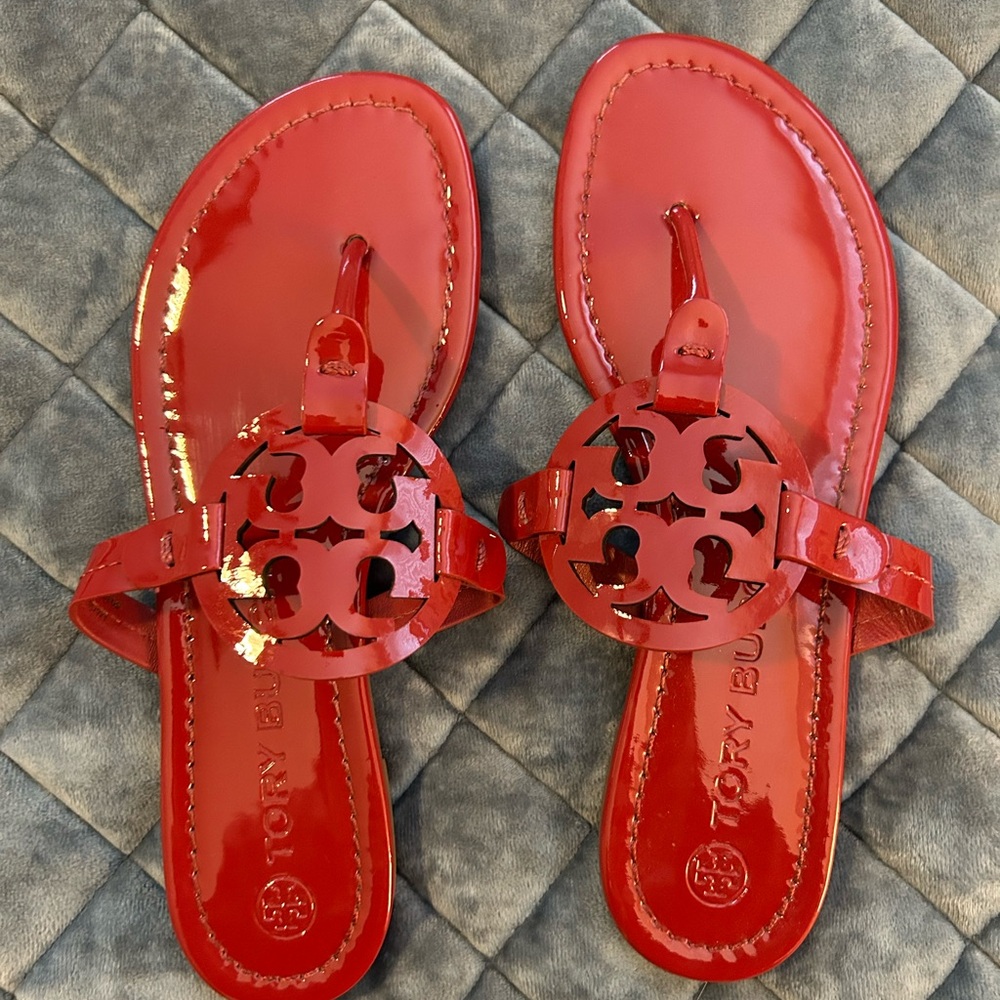 EUC Tory Burch Miller sandal 7.5 Red Patent Leather